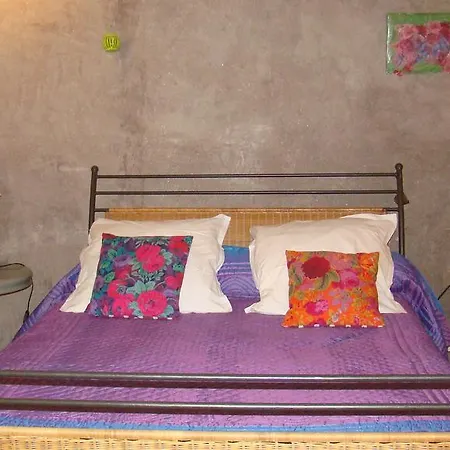 La Maison Du Bien Etre Guest house 2*
