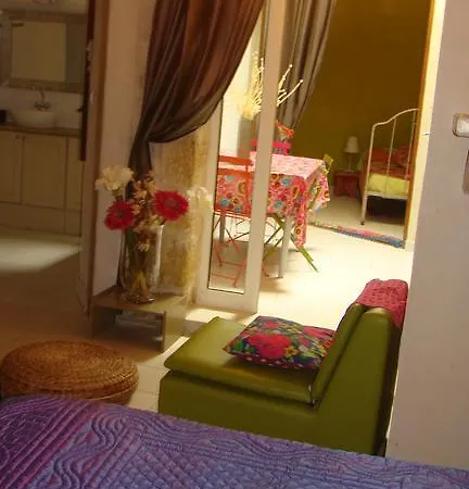 La Maison Du Bien Etre Guest house 2*