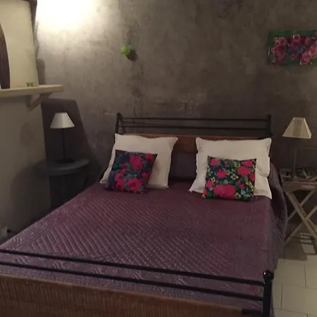 La Maison Du Bien Etre Guest house 2*